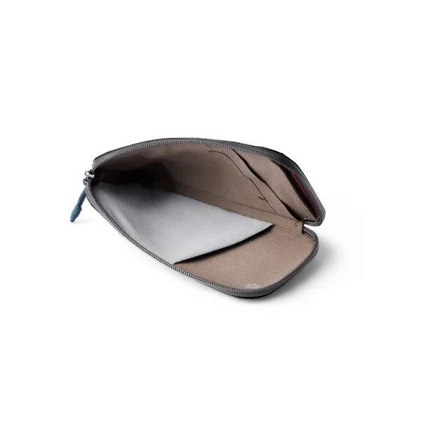 Bellroy Venture Phone Pocket (ink)