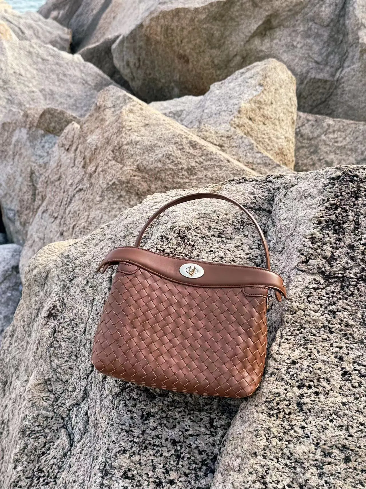 Florence Top Handle Woven Bag - Caramel