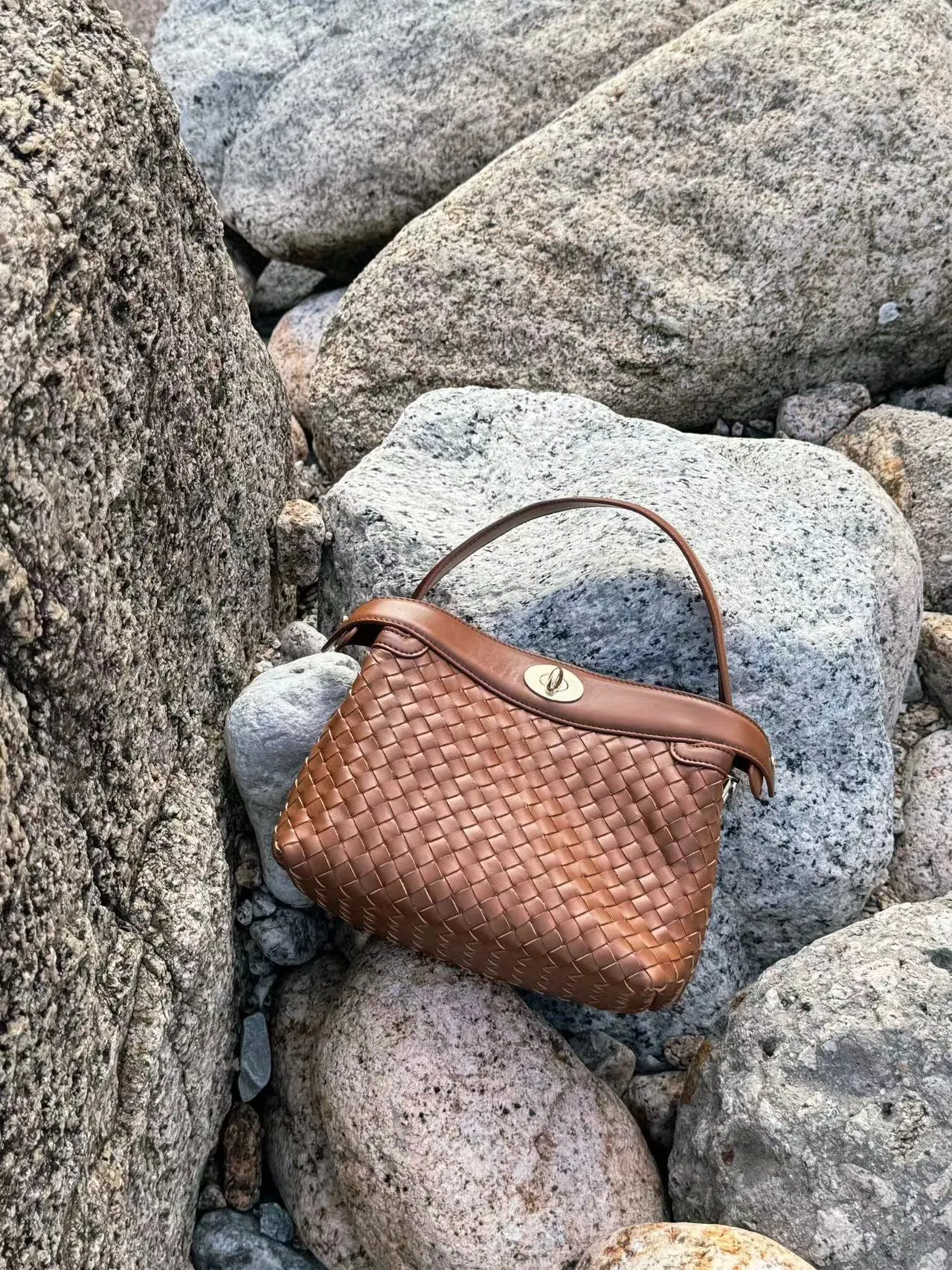 Florence Top Handle Woven Bag - Caramel