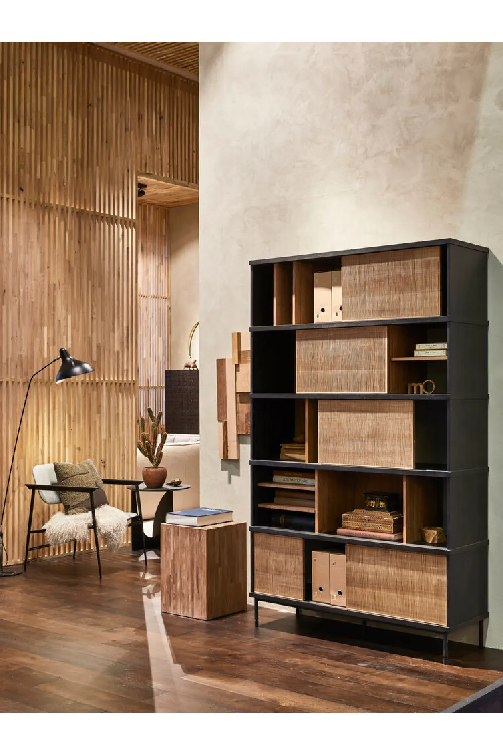 Natural Teak Book Rack | Ethnicraft Oscar