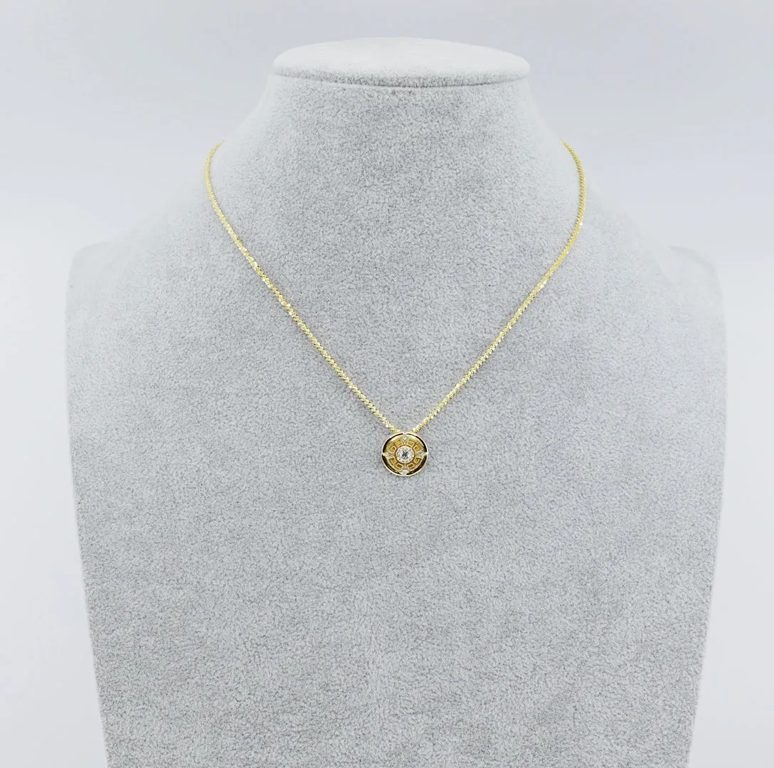 Revive Your Inner Kingdom Small Pendant Necklace Gold